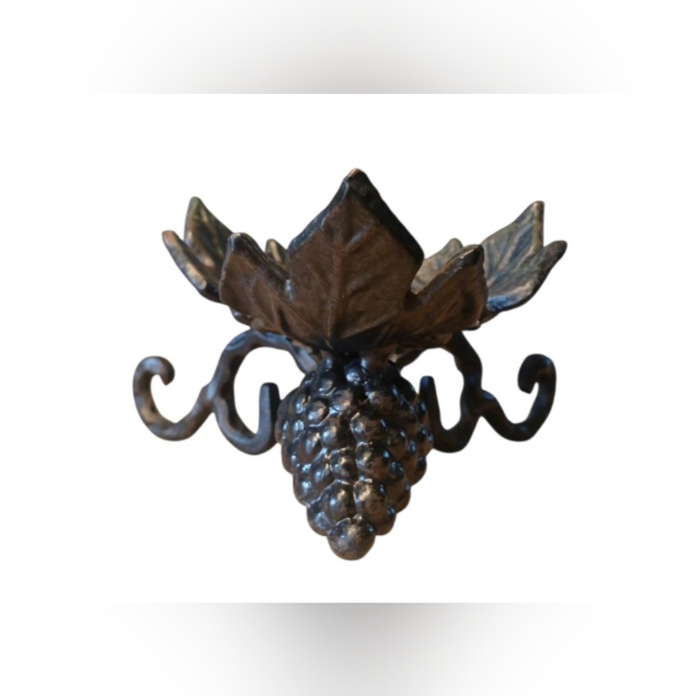 Wrought Iron Grape and Leaf Sconce